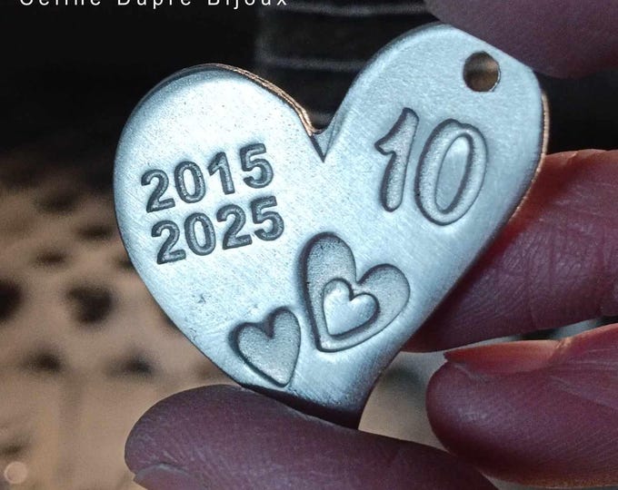 Raw tinplate medal 2015/2025 - Heart 30x35mm - with 10