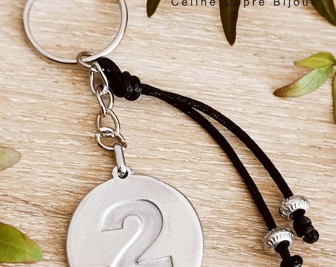 Birthday key ring - 2 years - Leather Wedding - raw tinplate with cord and pearls - models and date of your choice