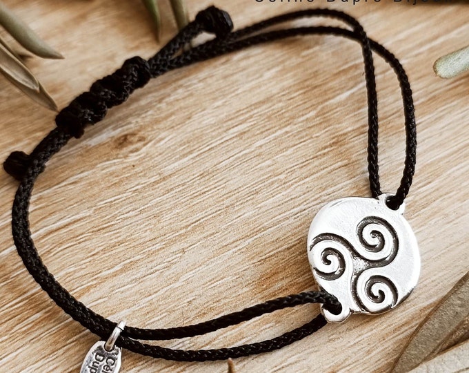 Celtic / Brittany Triskel bracelet - with cord and size of your choice