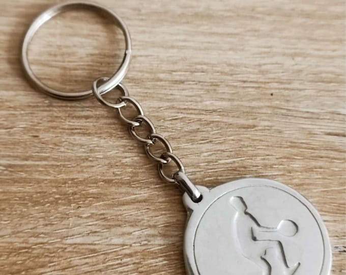 Tinplate key ring - Tambourine player - ø30mm