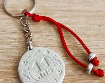 Key ring for 11 years of marriage (coral wedding) - ø30mm in raw tinplate + cord with pearls