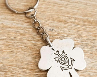 Tinplate clover ø30mm with Camargue Cross - customizable with or without ring