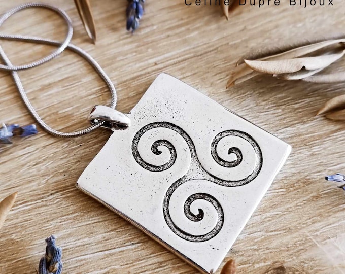 Triskell pendant - Square 35x35mm - white iron 925 silver finish - With or without chain