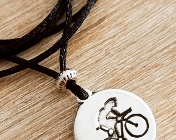 Bicycle Necklace - tin plate with 925 silver finish - Round ø20mm - Adjustable cord