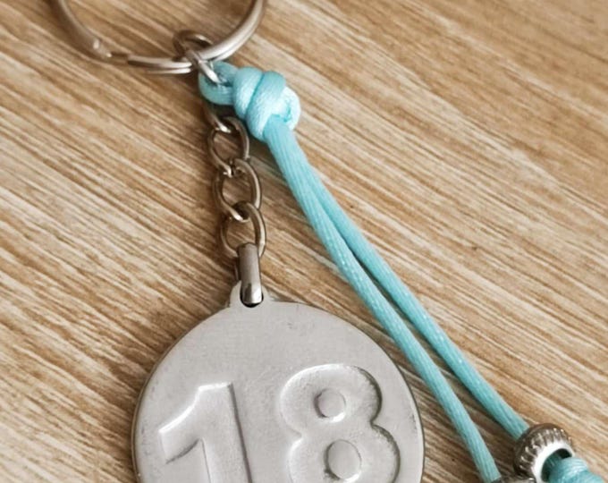 Birthday key ring - 18 years old - raw tinplate - ø30mm - with beads and cord - Made in France