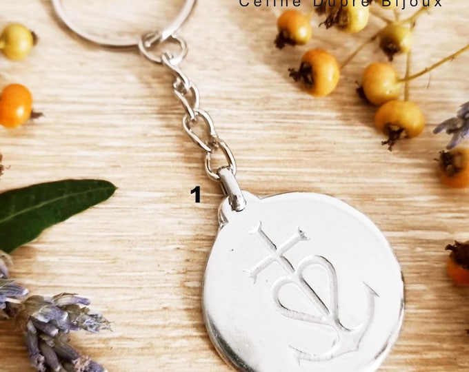 Tinplate key ring - Camargue Cross - model of your choice