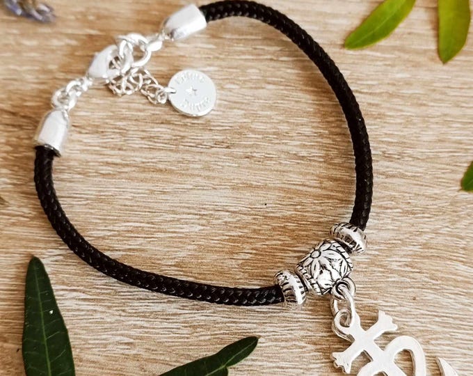 Camargue Cross Bracelet 16x25mm - With Paracord cord ø3mm - color of your choice