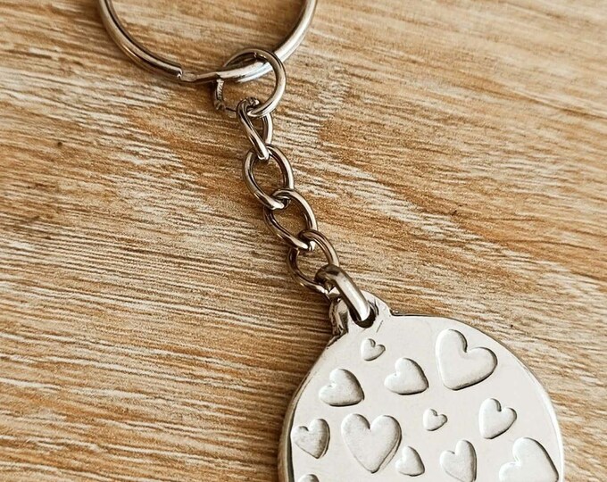 Raw tinplate heart keychain - hearts - round ø30mm