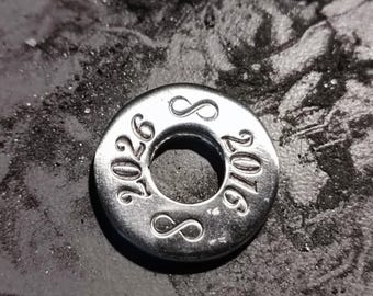 Bracelet for your tin wedding anniversary - Ring with the text "2016/2026 + infinity" - adjustable 1.50mm diameter cord