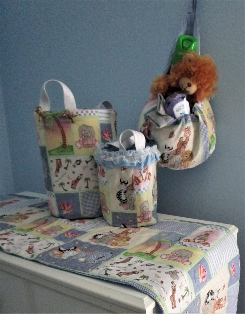 4 Piece Baby Nursery Set Features Fun Circus Animals