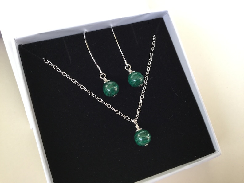 Christmas Jewellery Gift Set Earring Necklace Sterling Silver /& Green Malachite Gemstone Gift Set Earring Necklace Set