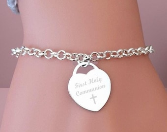 Pulsera personalizada de Primera Comunión: dije de corazón grabado, bañada en plata