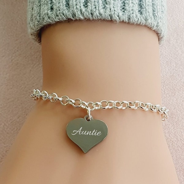 Auntie Gift,  Personalised Engraved Heart Charm Link Bracelet for Women, Gifts for Auntie, Aunty Gift, Personalised Auntie Gift