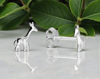 Pendientes de jirafa en plata de ley: joyas de animales de safari