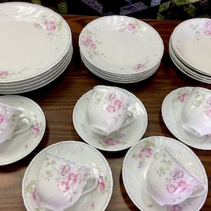 Mikasa Fine China &quot;Renee&quot;