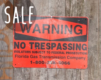 Vintage No Trespassing Warning signs, Vintage metal signs, signs, Vintage kitchen signs, Metal Road Signs, Parking Signs, home decor