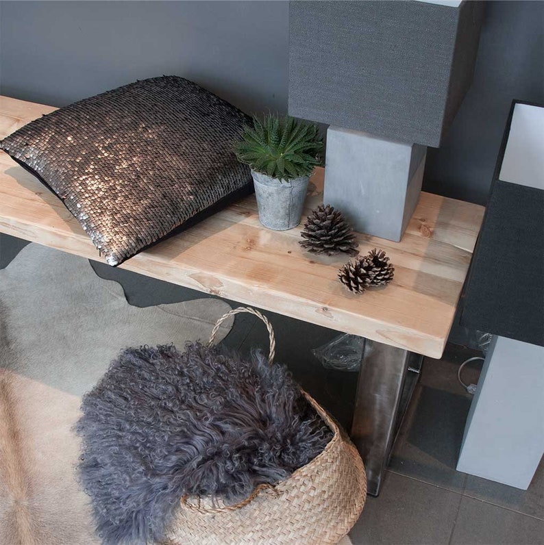 Handmade Industrial Entry Bench: Reclaimed Wood & Steel Legs bild 7