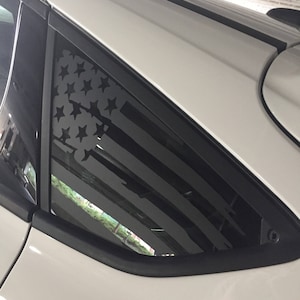 Ford Focus Tattered Flag Rear Window Decal - Vinyl