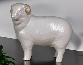 ヴィンテージ 日本の彫像 置物 羊 江藤 出石焼 - Etsy 日本