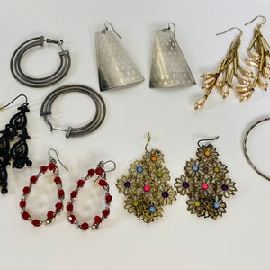 Vintage Earring Lot of 7 Pairs