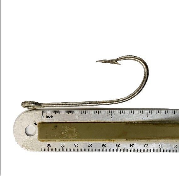 Vintage Large Saltwater J Fishing Hooks Size 9/0 -  Canada