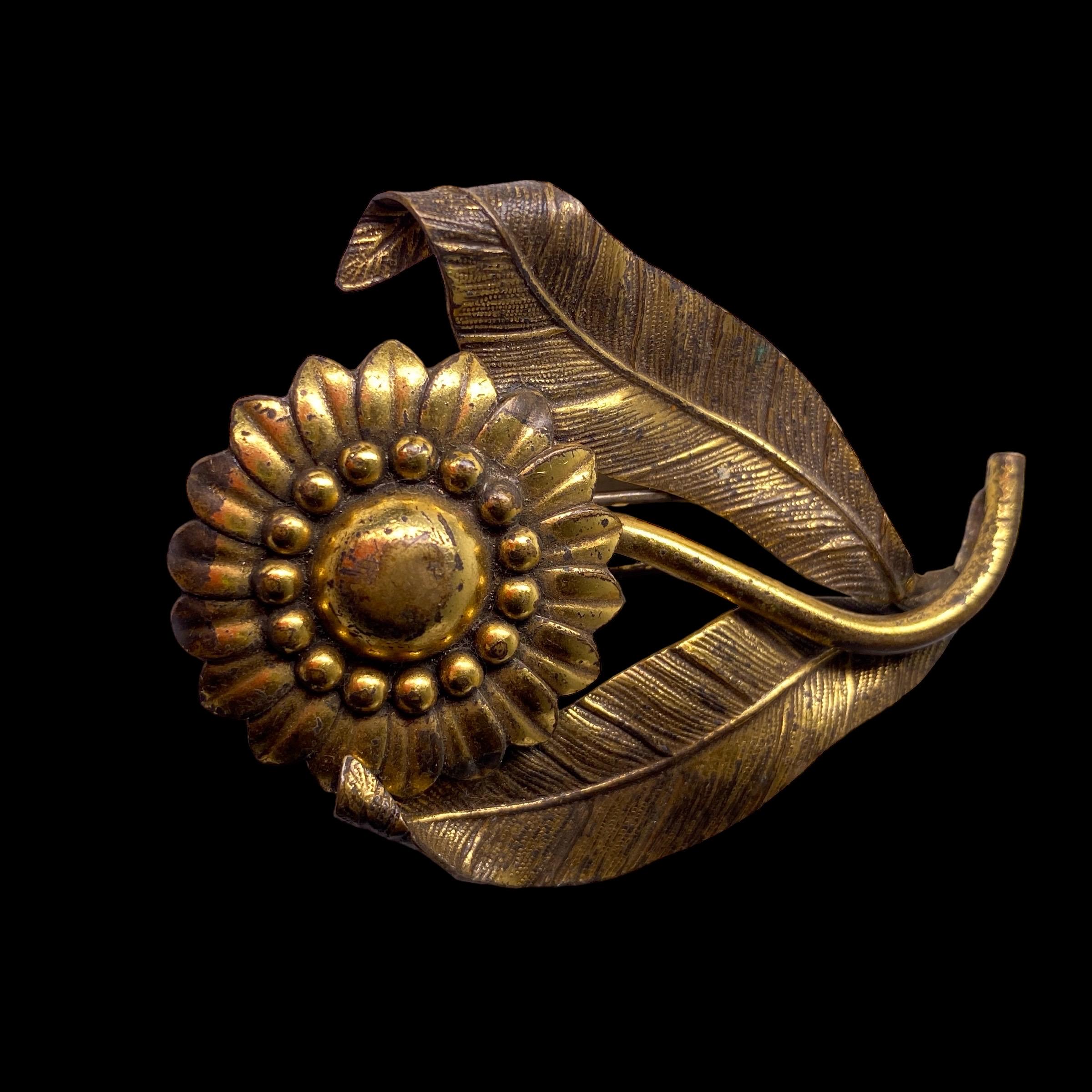 Broche Ancienne Fleurs En Laiton Doré - Style Art Déco/Art Nouveau, Numéro 321, Occasion En Très Bon état