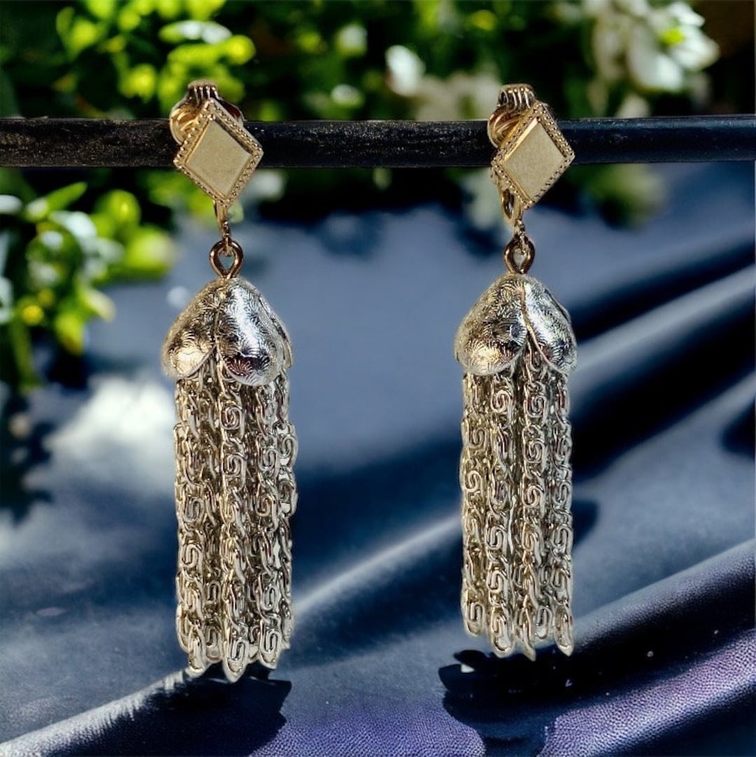 Sarah coventry earrings best sale