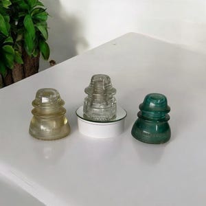 Vintage Hemingway Isolator Lot
