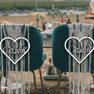 Personalized bride and groom wedding chair sign Mr and Mrs chair signs Circle Geometric sign Wooden chair back sign Decorative wedding signs