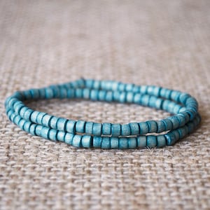 Blue wooden bead bracelet Handmade stretch bracelet Gifts men women Turquoise wood bracelet Unisex double wrap beaded jewelry Natural wood
