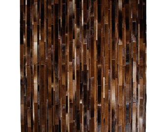 Rindsleder Patchwork Teppich in Braunen Streifen Designed von Shine Rugs