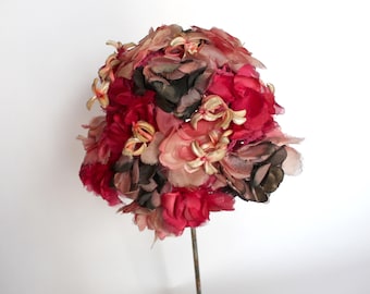 Vintage Floral Daisy Cloche Hat, Bucket Hat, 1950s-60s Hat  display picture 2
