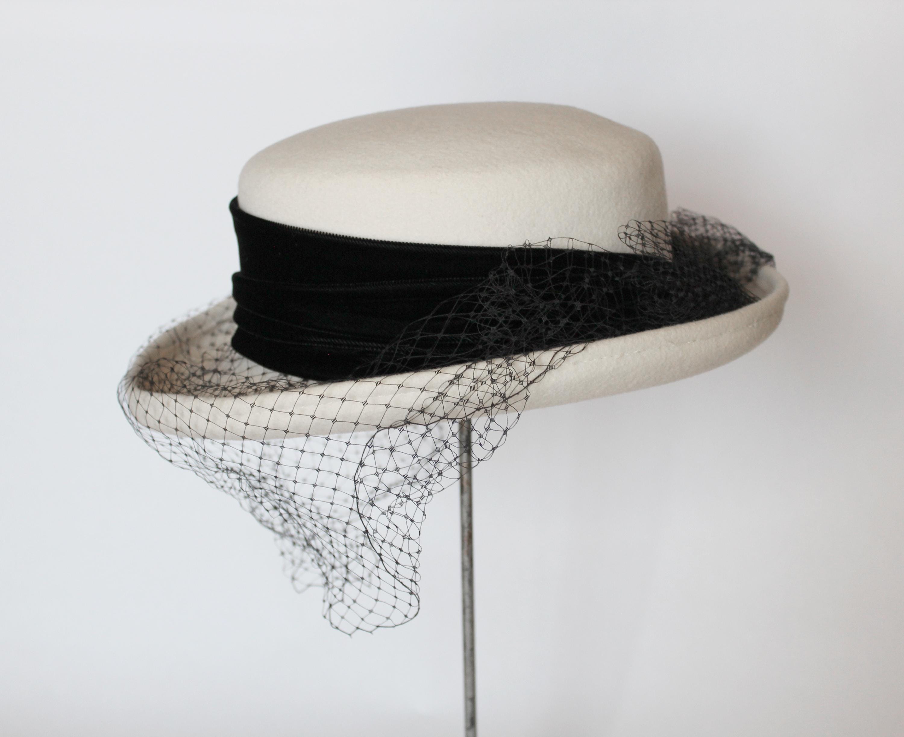 vintage 1970s gray mohair wide brim hat 70s fedora fuzzy wool classic timeless 1970s Stetson Pony Express Ravine Fedora Hat Black Felt Size  main image 3