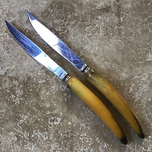 2 Messer, Bakelitgriffe, Vintage, Schiffe aus Kanada