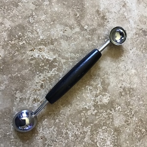 Melon baller, vintage, ships from Canada