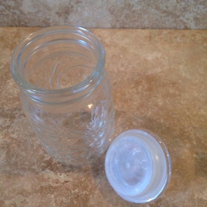 Clear jar with lid, vintage, ships from Canada image 3