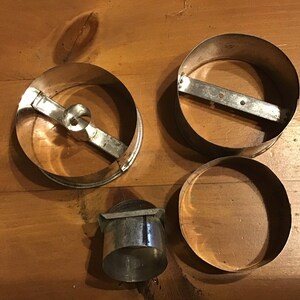 Round cookie or biscuit cutters, vintage, ships from Canada