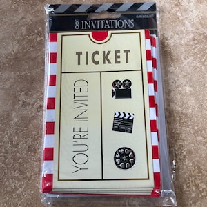 Invitaciones para noches de cine, nuevas en paquete, se envían desde Canadá