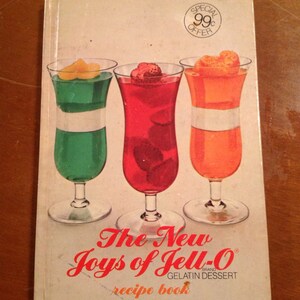 Vintage recipe book, 1973 vintage ships from Canada