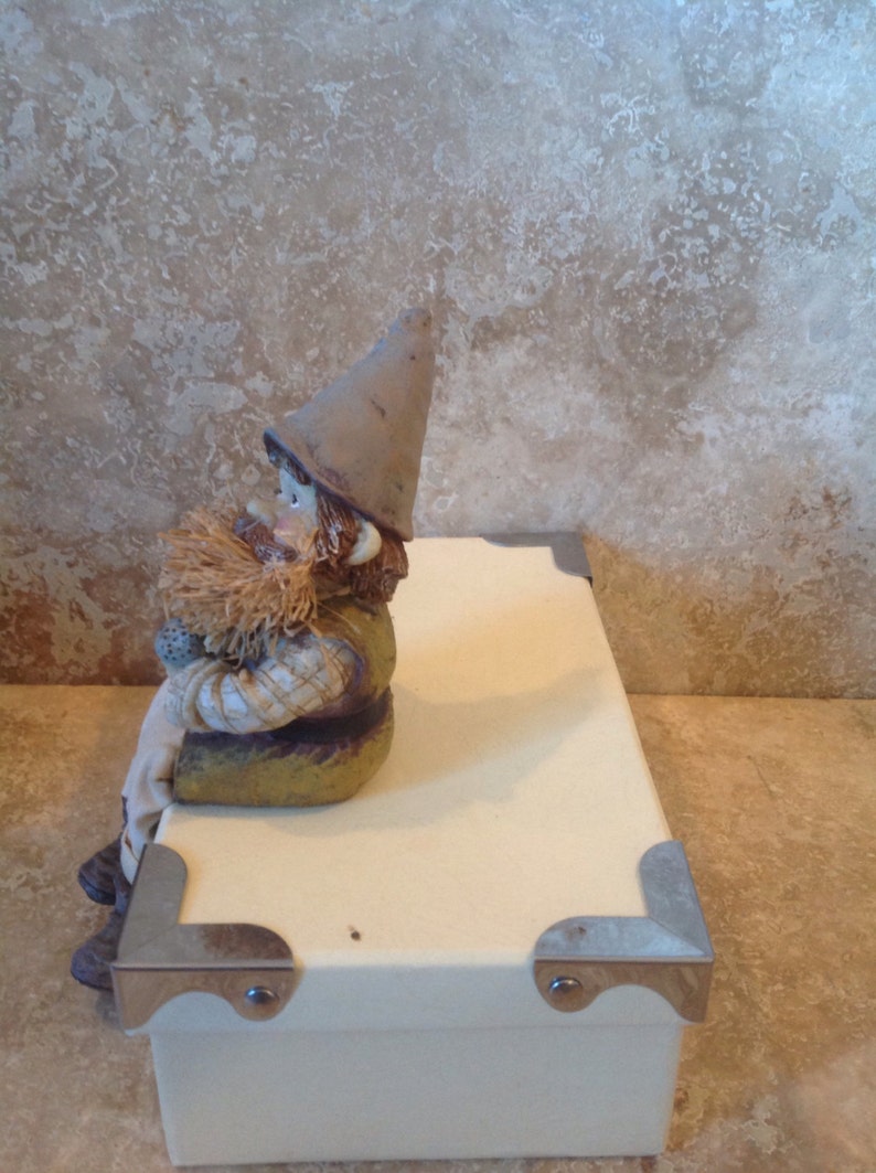 Vintage gnome shelf sitter, ships from Canada image 2