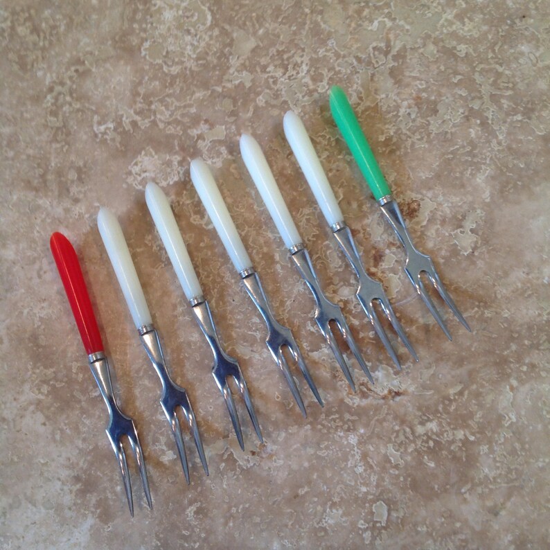 set of snack forks