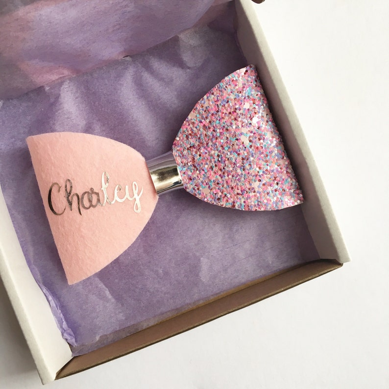 Personalised bows Girls baby headbands or clip. Name bows Large no tail hair accesories