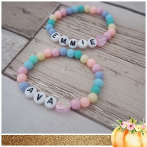 Pulsera de cuentas para niños. Cuentas de arcoíris. Pulsera elástica de regalo. Relleno de medias. Niñas, accesorios. Opción para adultos