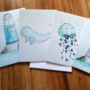 Ensemble cinq cartes toutes occasions, couleur, aquarelle, vie maritime, fête, sans message, baleine, méduse et phare