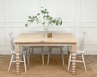 Mesa de comedor Bobbin de roble macizo