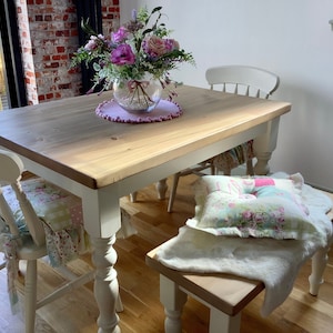 Small 4 Foot Farmhouse Dining Table with Rustic Pine Wood Top and Turned Painted Legs. Made to Measure. Customisable.