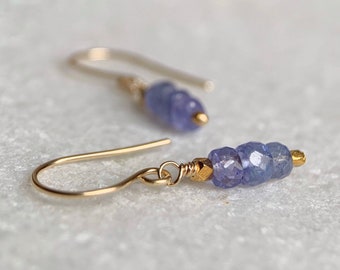 Dainty tanzanite earrings / Gold tanzanite drop earrings / December birthstone earrings / Gift for her