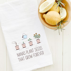 Personalized Mimi Flour Sack Cotton Tea Towel, Customized with Any Grandma Name, Mothers Day Gift, Gigi, Yaya, Nana, Abuela Birthday Gift image 4