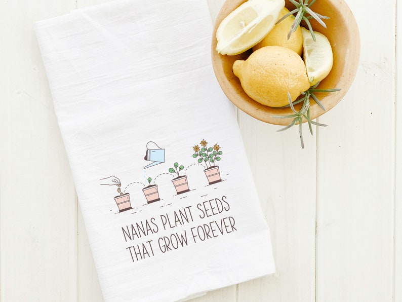 Personalized Mimi Flour Sack Cotton Tea Towel, Customized with Any Grandma Name, Mothers Day Gift, Gigi, Yaya, Nana, Abuela Birthday Gift image 4
