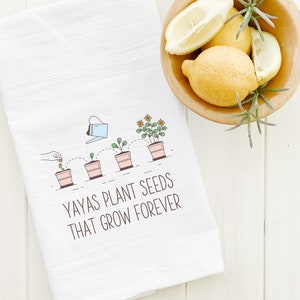 Personalized Mimi Flour Sack Cotton Tea Towel, Customized with Any Grandma Name, Mothers Day Gift, Gigi, Yaya, Nana, Abuela Birthday Gift image 5